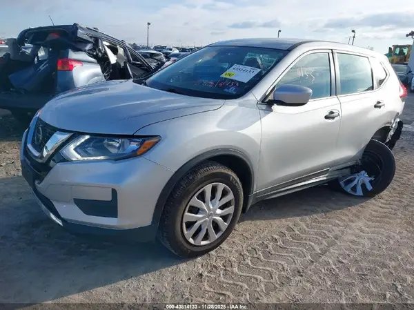 5N1AT2MV9KC828297 2019 NISSAN ROGUE - Image 2