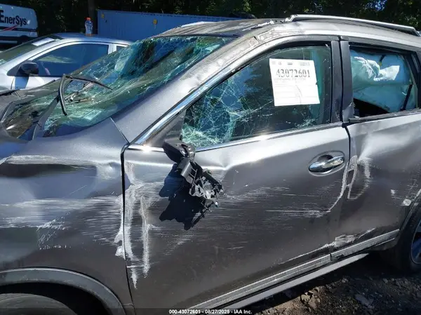 5N1AT2MV9KC841728 2019 NISSAN ROGUE - Image 2