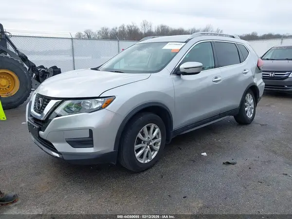 5N1AT2MV9LC734809 2020 NISSAN ROGUE - Image 2