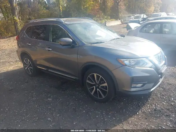 5N1AT2MV9LC747382 2020 NISSAN ROGUE - Image 1