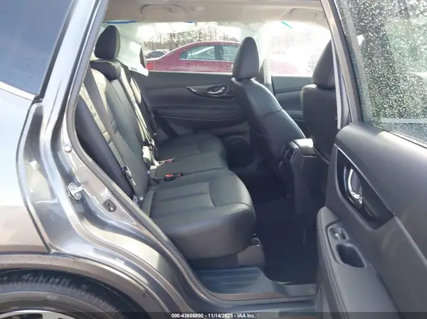 5N1AT2MV9LC762318 2020 NISSAN ROGUE - Image 8