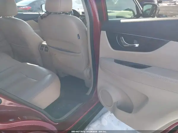 5N1AT2MVXGC736980 2016 NISSAN ROGUE - Image 8
