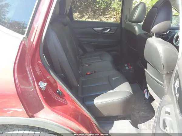 5N1AT2MVXGC748384 2016 NISSAN ROGUE - Image 8