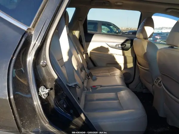 5N1AT2MVXGC754170 2016 NISSAN ROGUE - Image 8