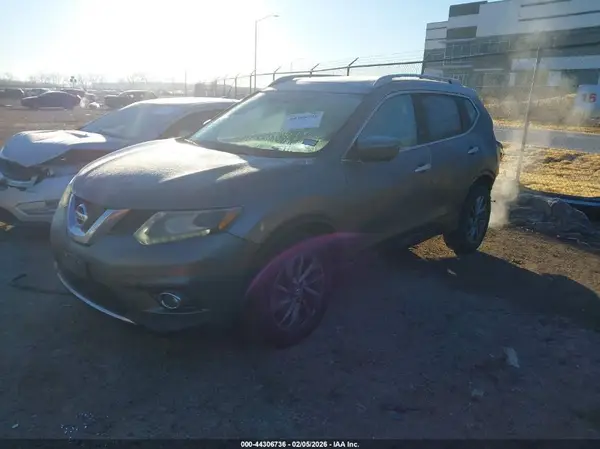 5N1AT2MVXGC762978 2016 NISSAN ROGUE - Image 2
