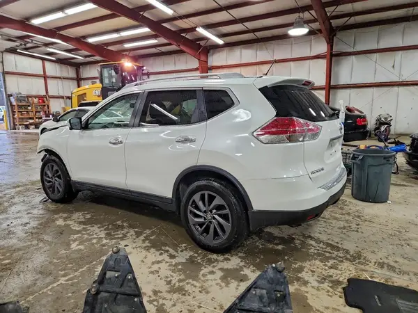 5N1AT2MVXGC780879 2016 NISSAN ROGUE - Image 2