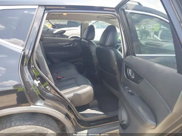 5N1AT2MVXGC789565 2016 NISSAN ROGUE - Image 8