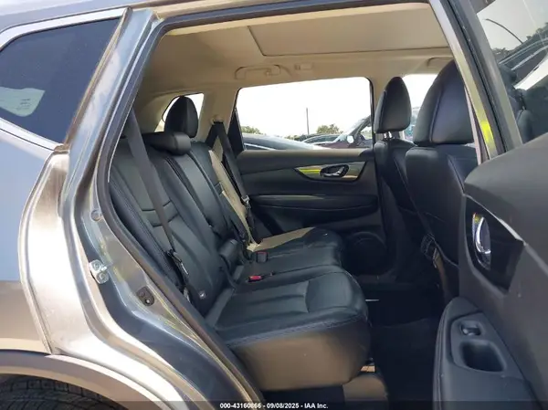5N1AT2MVXGC821561 2016 NISSAN ROGUE - Image 8