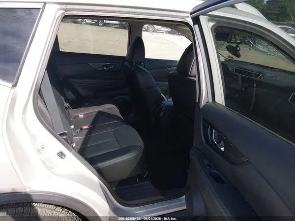 5N1AT2MVXGC825934 2016 NISSAN ROGUE - Image 8