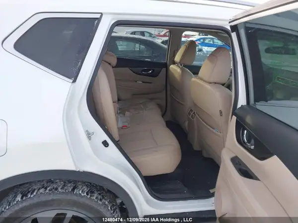 5N1AT2MVXGC832687 2016 NISSAN ROGUE - Image 8
