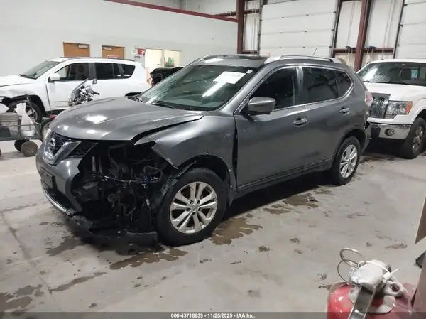 5N1AT2MVXGC833063 2016 NISSAN ROGUE - Image 2
