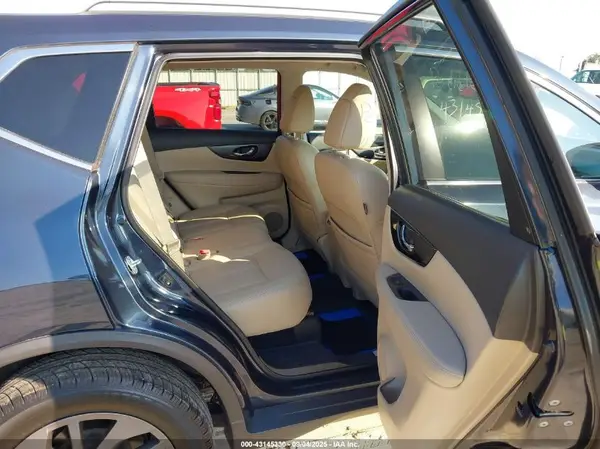 5N1AT2MVXGC849375 2016 NISSAN ROGUE - Image 8