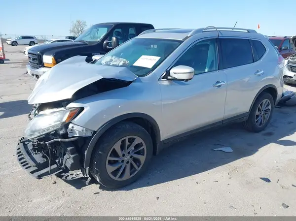 5N1AT2MVXGC864233 2016 NISSAN ROGUE - Image 2
