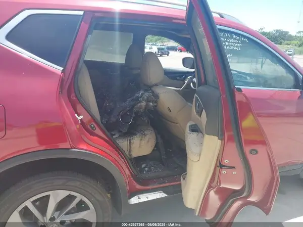 5N1AT2MVXGC879539 2016 NISSAN ROGUE - Image 8