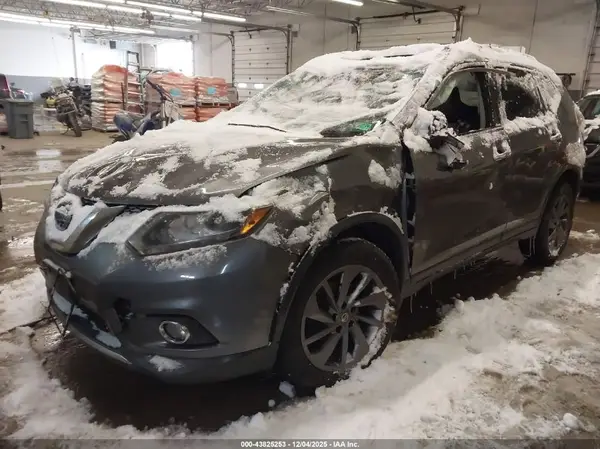 5N1AT2MVXGC882831 2016 NISSAN ROGUE - Image 2
