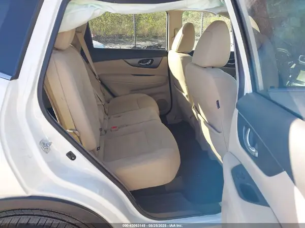 5N1AT2MVXGC889715 2016 NISSAN ROGUE - Image 8
