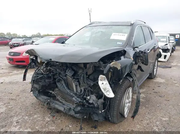 5N1AT2MVXHC733658 2017 NISSAN ROGUE - Image 2
