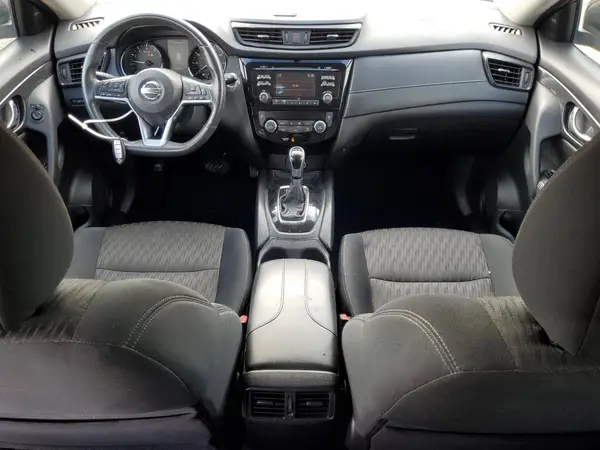 5N1AT2MVXHC739315 2017 NISSAN ROGUE - Image 8