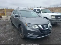 5N1AT2MVXHC740562 2017 NISSAN ROGUE