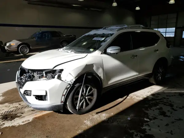 5N1AT2MVXHC747334 2017 NISSAN ROGUE - Image 1