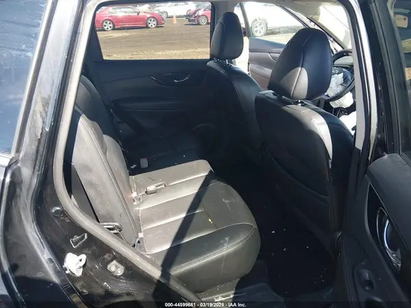 5N1AT2MVXHC752789 2017 NISSAN ROGUE - Image 8