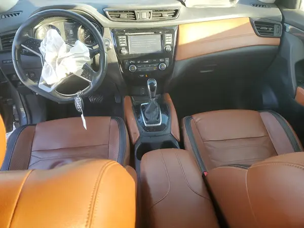 5N1AT2MVXHC759998 2017 NISSAN ROGUE - Image 8