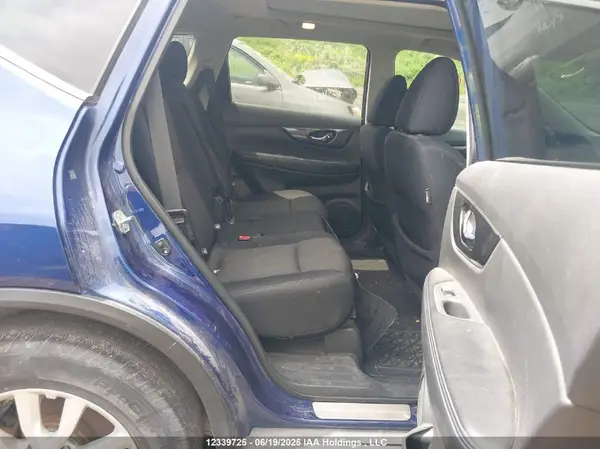 5N1AT2MVXHC768720 2017 NISSAN ROGUE - Image 8