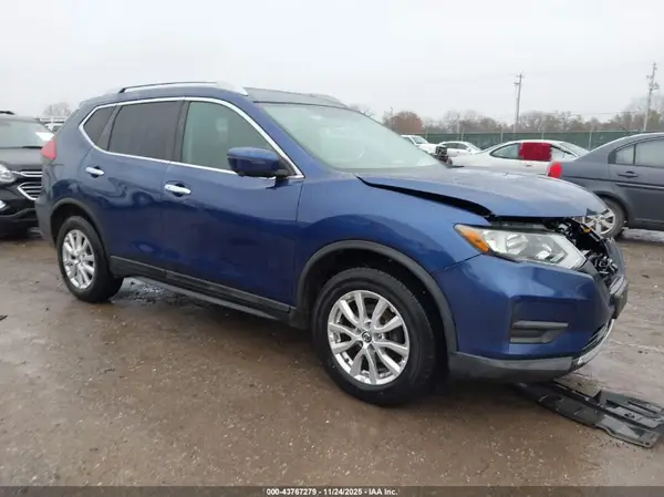 5N1AT2MVXHC769902 2017 NISSAN ROGUE - Image 1