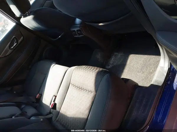 5N1AT2MVXHC772802 2017 NISSAN ROGUE - Image 8