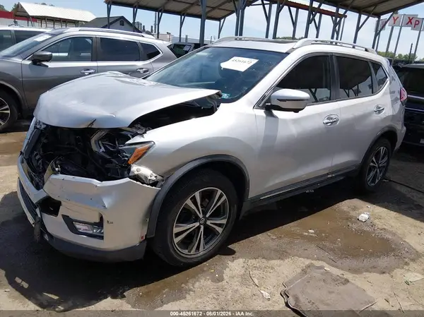 5N1AT2MVXHC773240 2017 NISSAN ROGUE - Image 2
