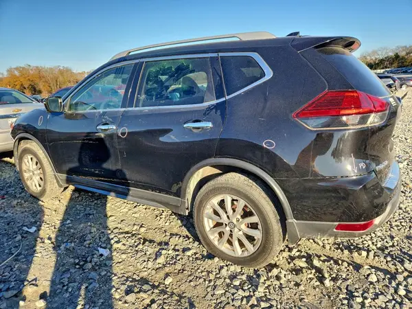 5N1AT2MVXHC776557 2017 NISSAN ROGUE - Image 2