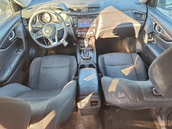 5N1AT2MVXHC776557 2017 NISSAN ROGUE - Image 8