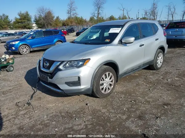 5N1AT2MVXHC781791 2017 NISSAN ROGUE - Image 2