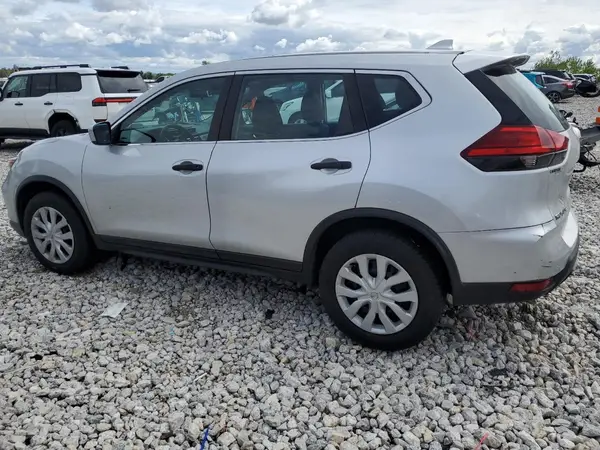 5N1AT2MVXHC781953 2017 NISSAN ROGUE - Image 2