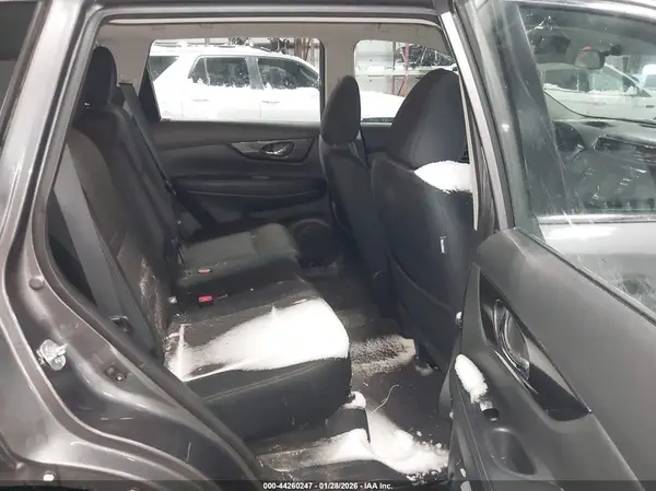 5N1AT2MVXHC785484 2017 NISSAN ROGUE - Image 8