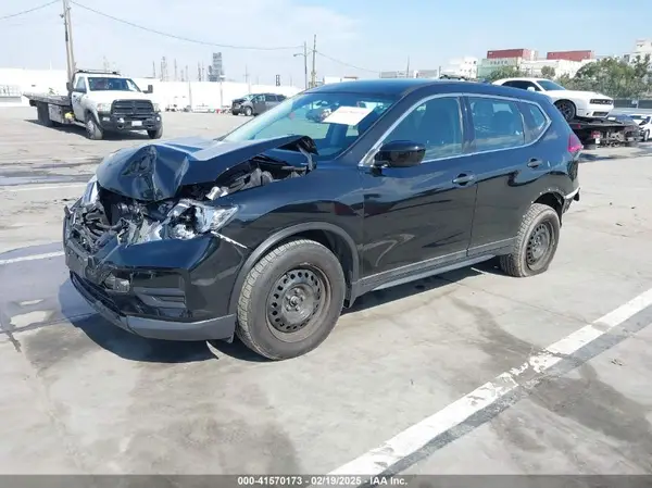 5N1AT2MVXHC790846 2017 NISSAN ROGUE - Image 2
