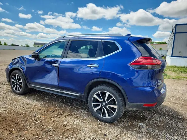 5N1AT2MVXHC790944 2017 NISSAN ROGUE - Image 2