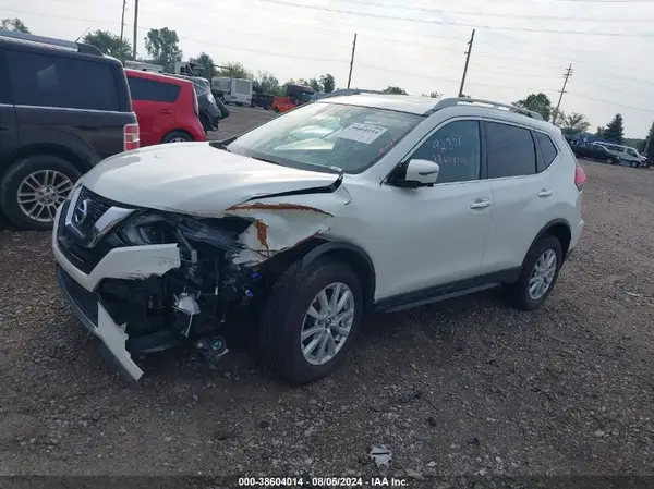 5N1AT2MVXHC792371 2017 NISSAN ROGUE - Image 2