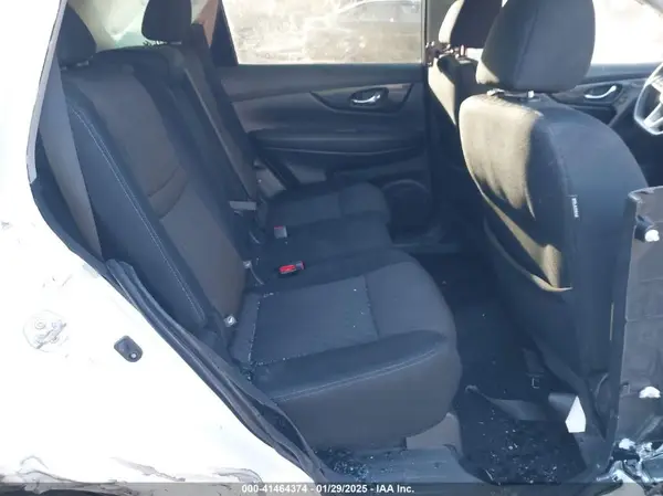 5N1AT2MVXHC794749 2017 NISSAN ROGUE - Image 8