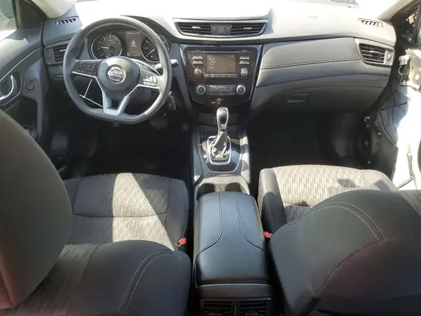5N1AT2MVXHC798882 2017 NISSAN ROGUE - Image 8