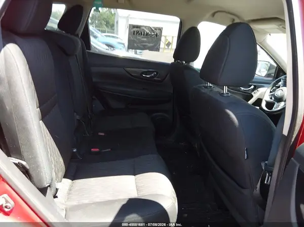 5N1AT2MVXHC805409 2017 NISSAN ROGUE - Image 8