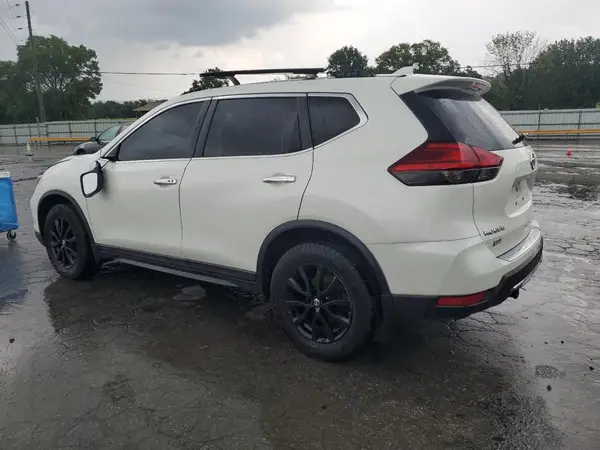 5N1AT2MVXHC806124 2017 NISSAN ROGUE - Image 2