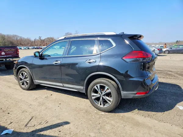 5N1AT2MVXHC808598 2017 NISSAN ROGUE - Image 2