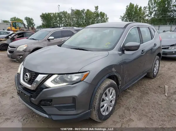 5N1AT2MVXHC810111 2017 NISSAN ROGUE - Image 2