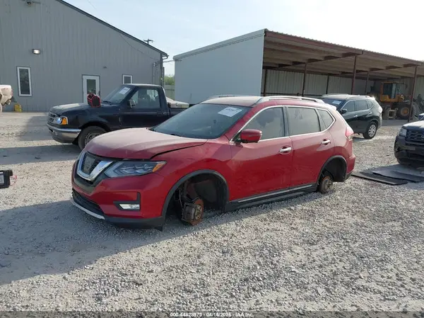 5N1AT2MVXHC810335 2017 NISSAN ROGUE - Image 2