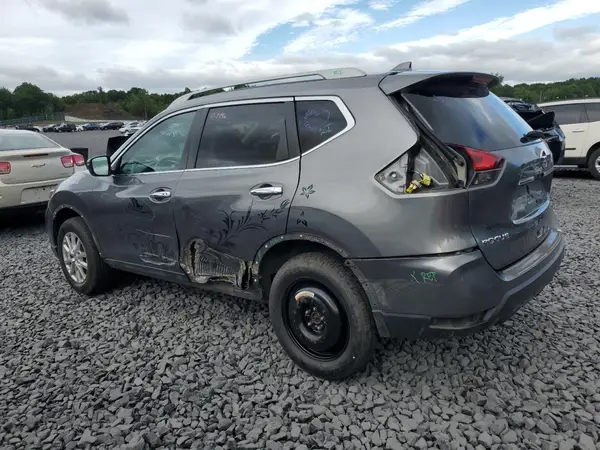 5N1AT2MVXHC814353 2017 NISSAN ROGUE - Image 2
