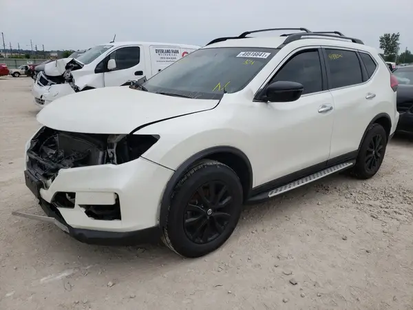 5N1AT2MVXHC818192 2017 NISSAN ROGUE - Image 2