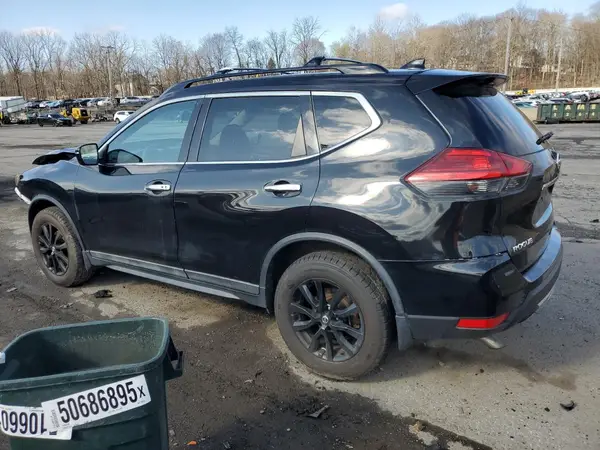 5N1AT2MVXHC820752 2017 NISSAN ROGUE - Image 2