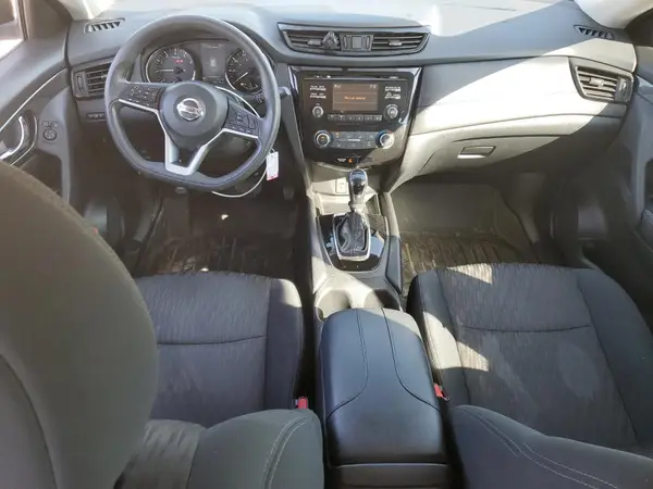 5N1AT2MVXHC821125 2017 NISSAN ROGUE - Image 8