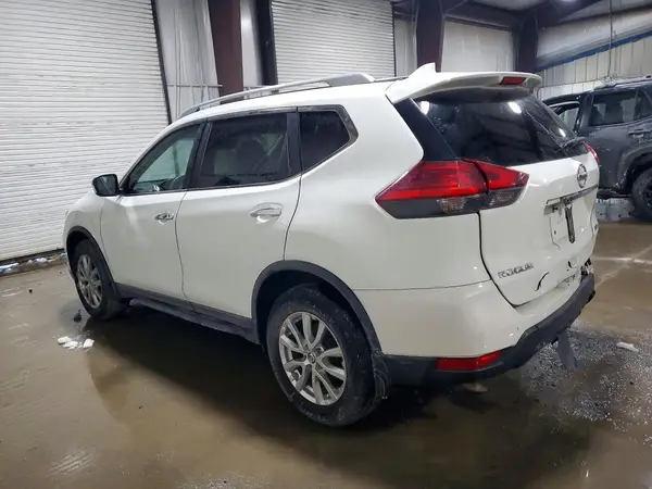5N1AT2MVXHC826860 2017 NISSAN ROGUE - Image 2